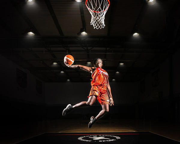 詹俊：范迪克觉得还有三四年保持状态，利物浦至少该续签两年？.